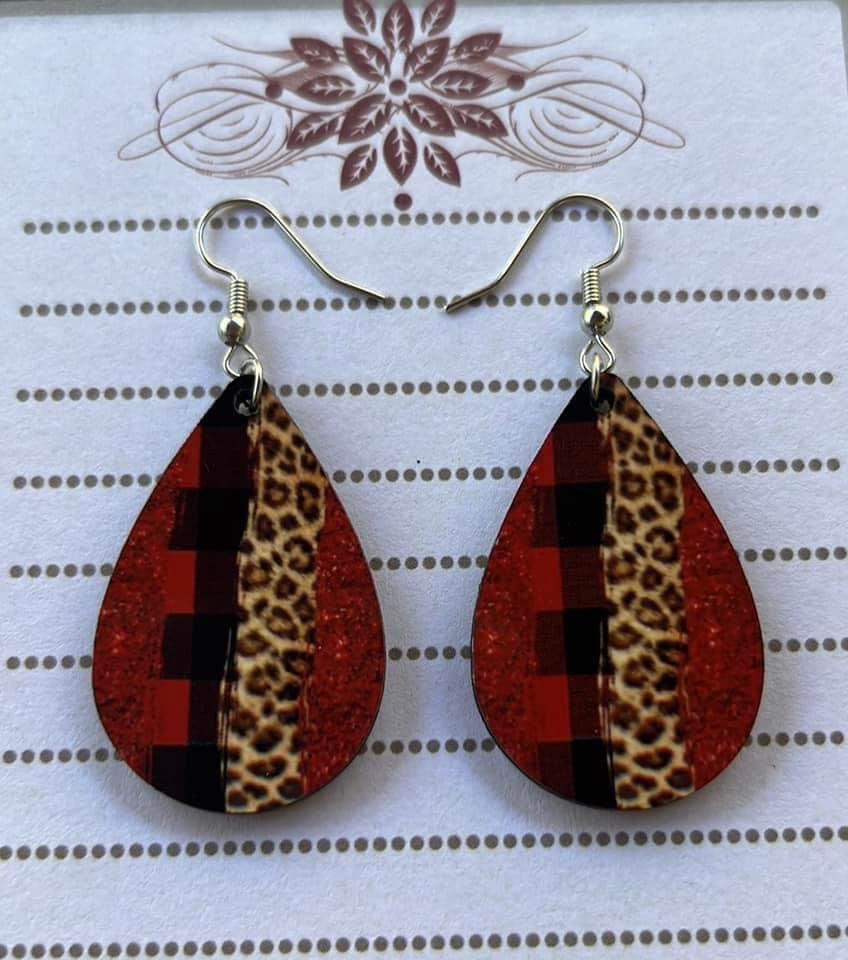 Patterns teardrop earrings