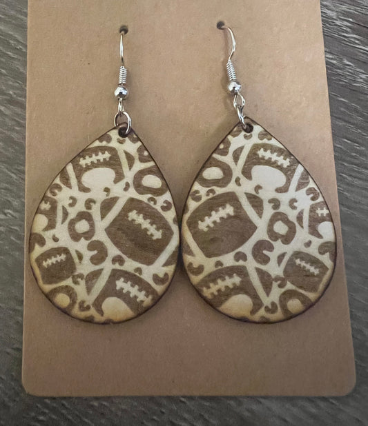 Sports leopard engraved wood earrings